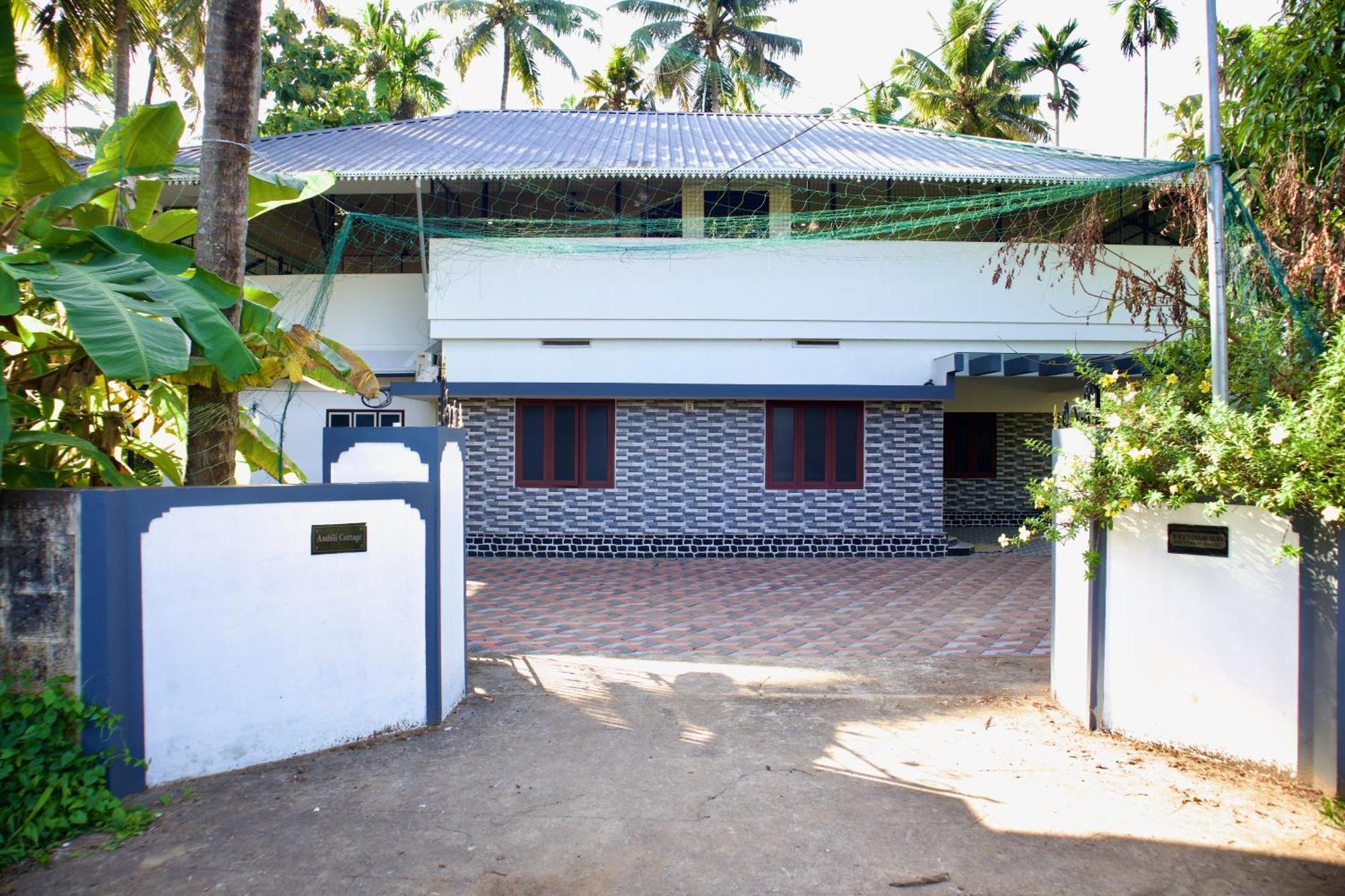 Ambili Riverfront Villa With Party Hall Irimbranallur Exterior foto